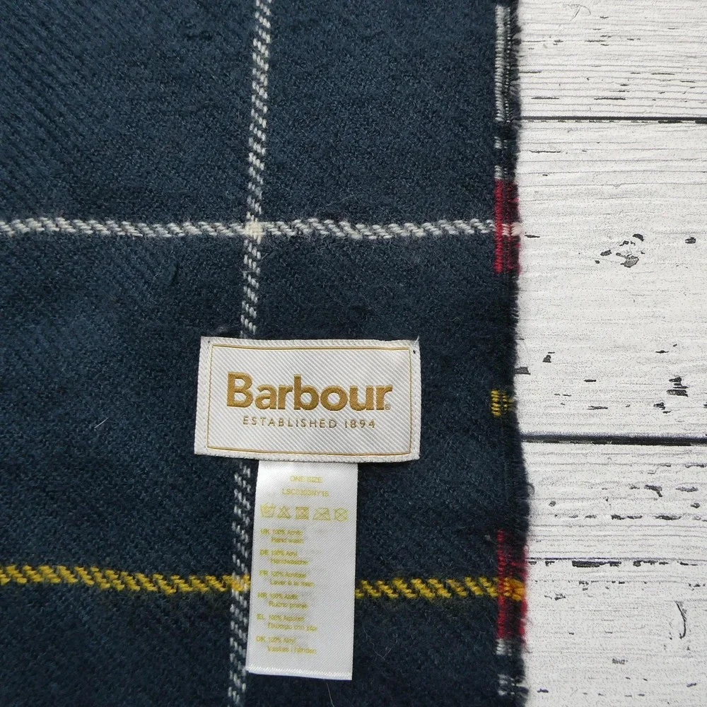 Barbour Scarf Mens One Size Red Navy Plaid Acrylic Reversible Fringe Winter